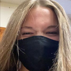 Meet your Posher, Maddee